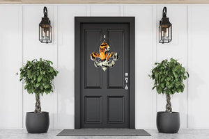 Fleur de Tiger Door Hanger